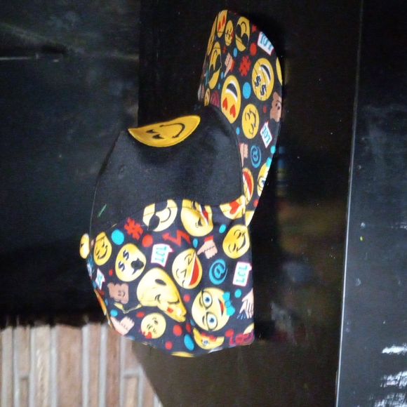 Cute emoji hat - Picture 8 of 8